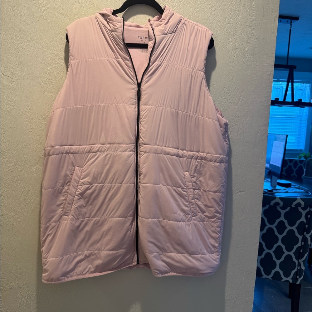 Torrid Light Pink Puffer Vest